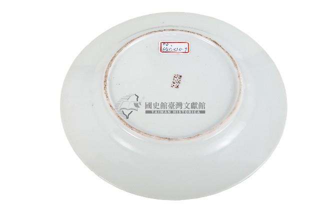 金線圈紋白地瓷盤藏品圖，第2張