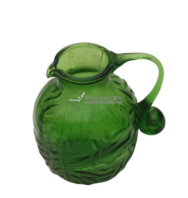 綠色浮雕透明短流水注藏品圖，第2張