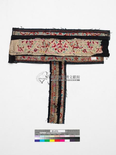 中國臺江苗族黑底彩色刺繡繡片藏品圖，第2張