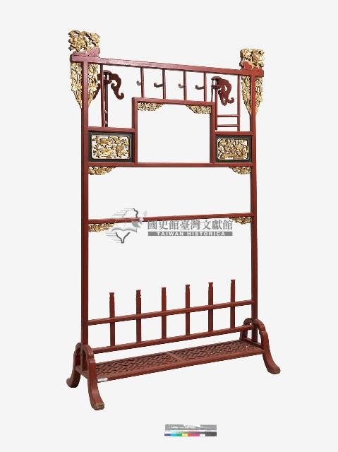 朱漆鎏金衣架藏品圖，第2張
