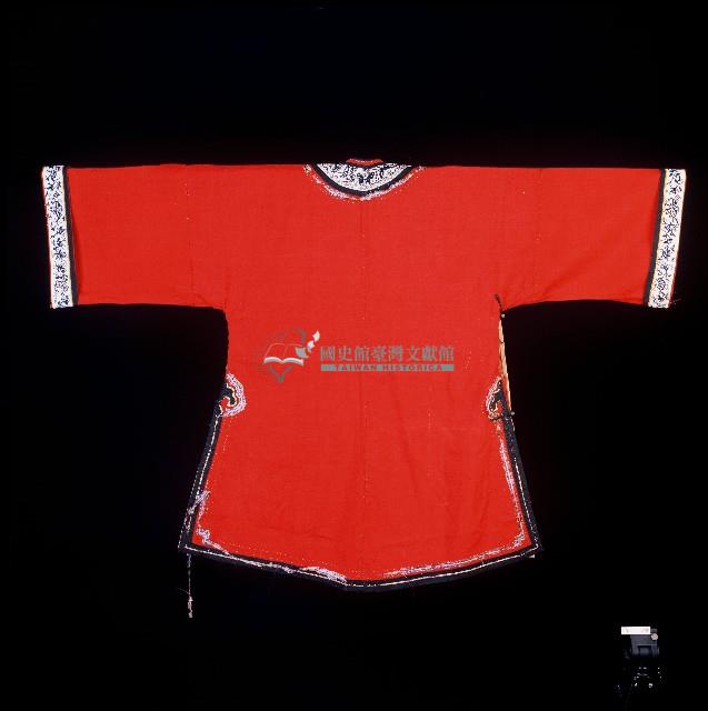 紅色素面婦女衫藏品圖，第2張