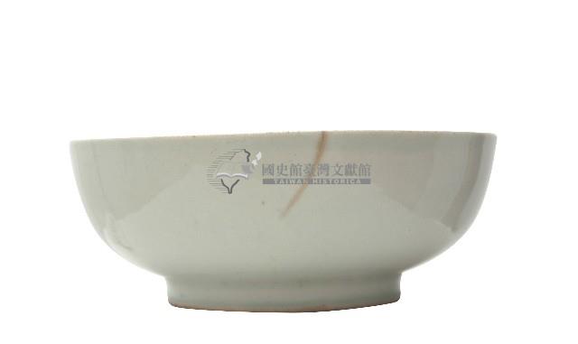 彩繪題款折枝菊花紋碗藏品圖，第2張