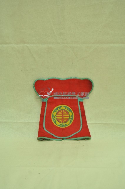河南戲服紅色道具帽藏品圖，第2張