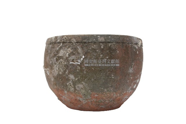 褐釉寬口陶甕(海撈陶器)藏品圖，第2張
