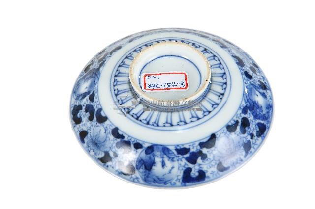 青花纏枝花卉開光山水花輪花紋碗藏品圖，第2張