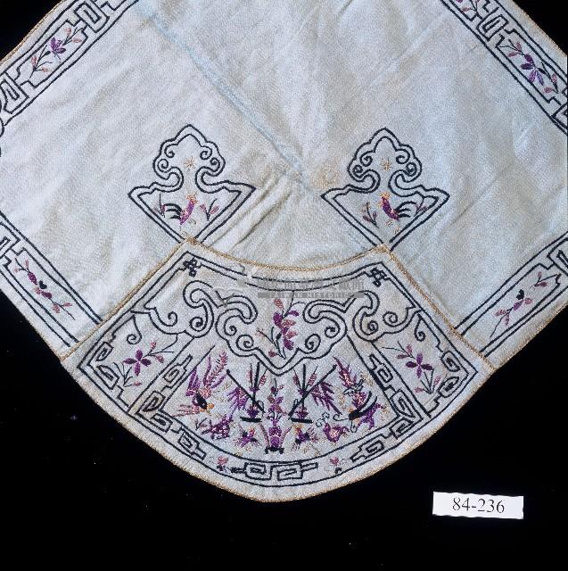 臺灣南部客家女性肚兜藏品圖，第2張