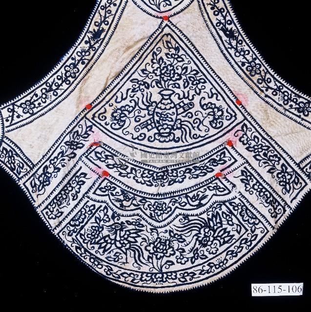 臺灣北部客家族群女性肚兜藏品圖，第2張