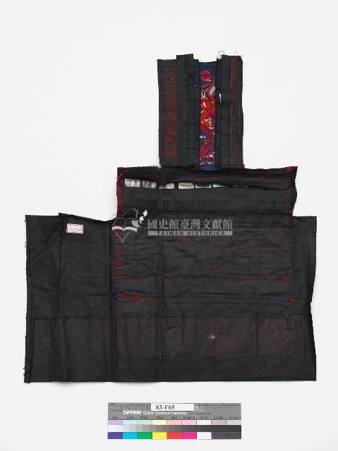 中國施洞苗族黑底紅刺繡繡片藏品圖，第2張