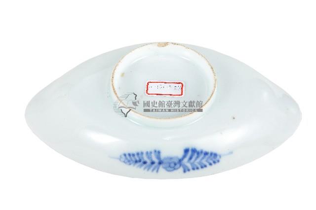 青花鮕魚藻紋崚型瓷盤藏品圖，第2張