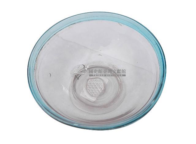 淺藍口透明玻璃碗藏品圖，第2張