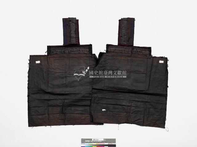 中國施洞苗族深褐色底紅刺繡繡片藏品圖，第2張