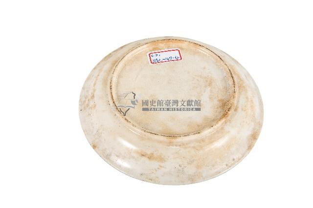 府徽章款白地瓷盤藏品圖，第2張