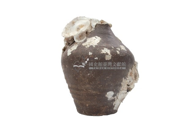 褐釉小口陶罐(海撈陶器)藏品圖，第2張