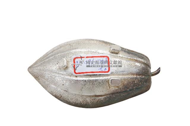 錦綾堂款銀製木瓜形皿藏品圖，第2張