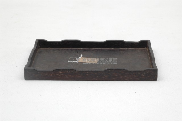木胎長方形木紋漆盤藏品圖，第2張