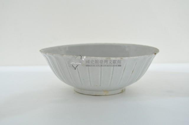 釉上彩山水紋缽藏品圖，第2張