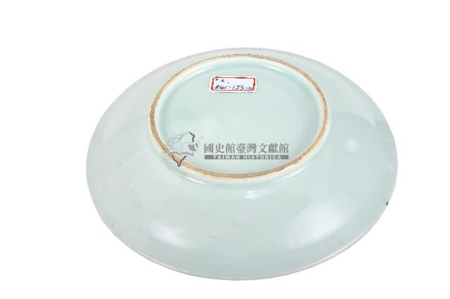 青花日本武士帽盔紋青白瓷盤藏品圖，第2張