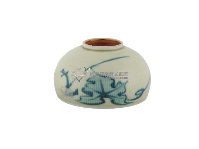 白地綠釉荷葉紋瓷杯藏品圖，第2張