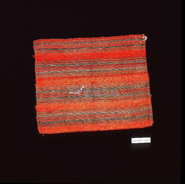 泰雅族紅色線紋綁腿布一對藏品圖，第2張