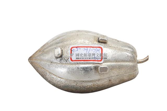 錦綾堂款銀製木瓜形皿藏品圖，第2張