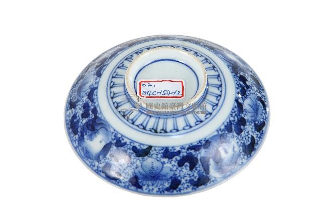 青花纏枝花卉開光山水花輪花紋碗藏品圖，第2張