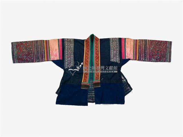 中國納雍苗族女性服飾一套藏品圖，第1張