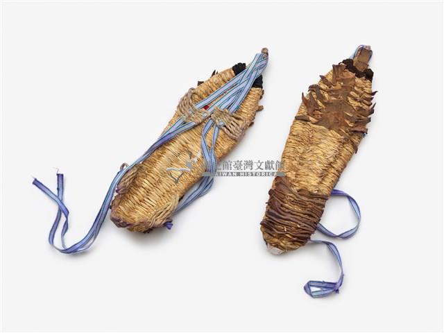 中國黃平苗族女性服飾一套藏品圖，第6張