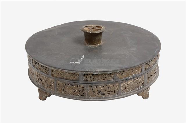 敬神用甜料鎏金錫器藏品圖，第1張