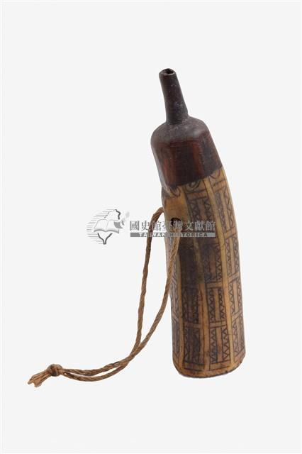 魯凱族鹿角火藥盒藏品圖，第1張