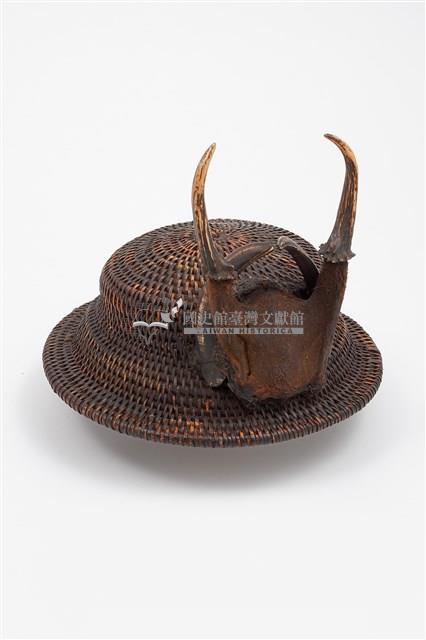 籐編獸骨飾圓帽藏品圖，第1張