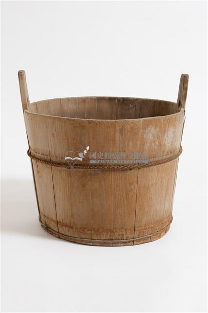 木製圓形尿桶藏品圖，第1張