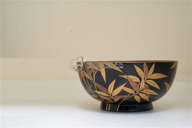 木胎圓形黑漆地平蒔繪蓋椀藏品圖，第14張