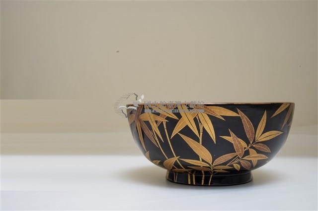 木胎圓形黑漆地平蒔繪蓋椀藏品圖，第18張