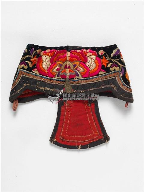 黑色花朵繡樣童帽藏品圖，第3張