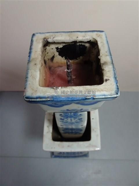 青花燭臺藏品圖，第2張