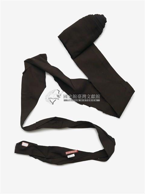 中國舟溪苗族女性服飾一套藏品圖，第17張