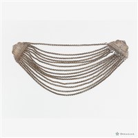 銀弧形項鍊藏品圖，第2張