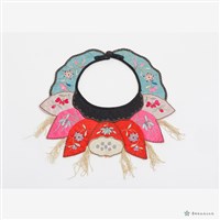 蓮花圍嘴藏品圖，第1張