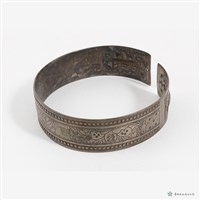 銀捲草紋手鐲藏品圖，第2張