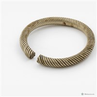 絞繩紋銀環一對藏品圖，第4張