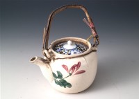 白釉彩繪花草紋提樑壺藏品圖，第1張