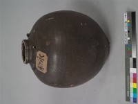 醬釉豎頸四繫罐藏品圖，第1張