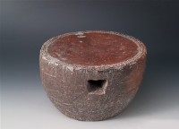 鼓式陶凳藏品圖，第1張