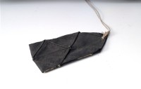 黑色煙絲袋藏品圖，第1張
