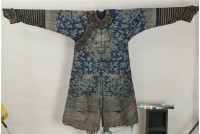 清藍緞地刺繡蟒袍朝服藏品圖，第2張