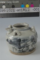 青花梳髮油壺	 	藏品圖，第1張