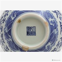 仿清青花雙龍花卉天球瓶藏品圖，第7張