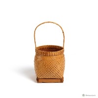 四片底花籃藏品圖，第1張