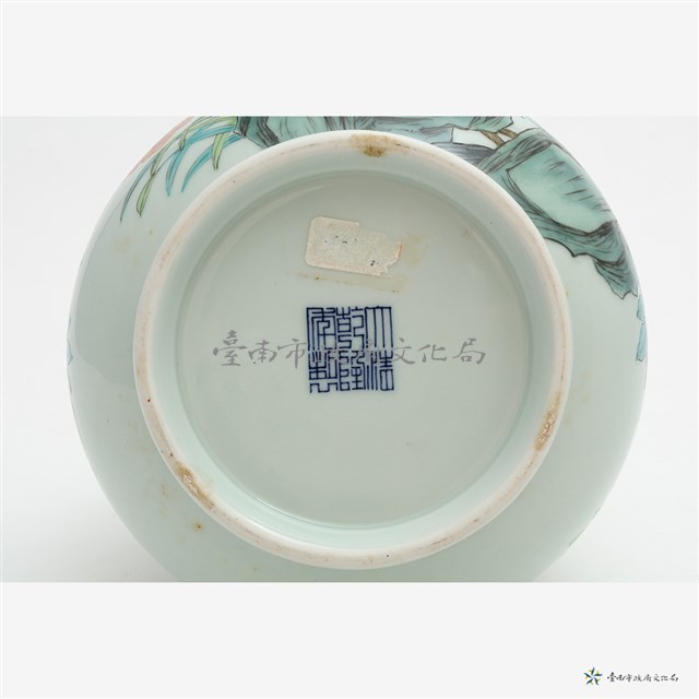 仿清粉彩牡丹玉壼春藏品圖，第7張