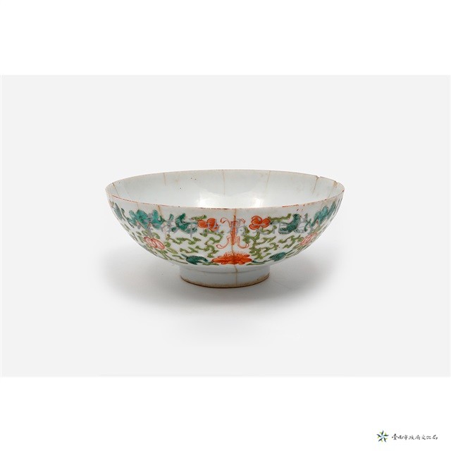 花草紋加彩白瓷碗藏品圖，第3張
